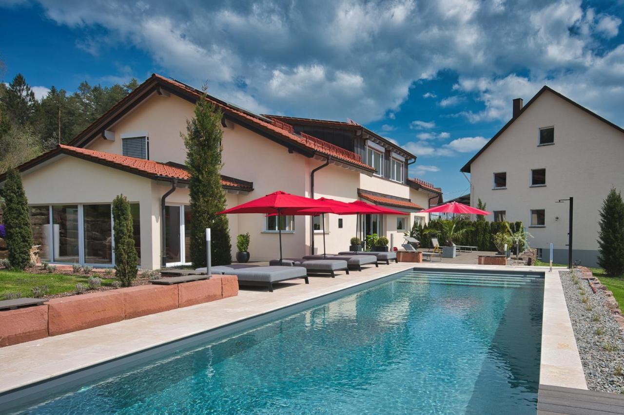 Romantik Hotel Rindenmuehle วิลลิงเงน-ชเวนนิงเงน ภายนอก รูปภาพ